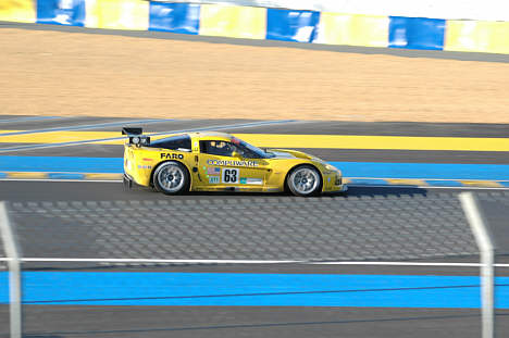 Magnussen's Corvette på vej igennem det ny Tertre rouge sving.
(Foto: Motorsporten.dk)